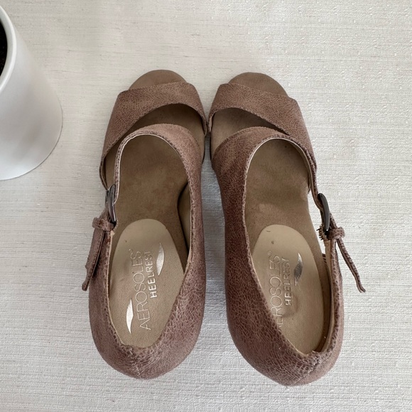 Aerosoles Heelrest Taupe Leather Mary Jane Heeled Sandals Women’s 7 - Picture 9 of 14